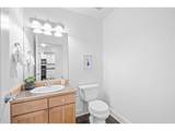 2241 Pettygrove St - Photo 22