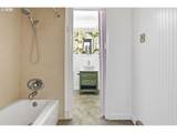 5585 Evergreen Blvd - Photo 14