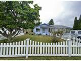 713 Pioneer Rd - Photo 2