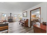 2060 Hayes St - Photo 20