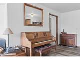 2060 Hayes St - Photo 34