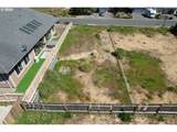 755 Edwards - Photo 13
