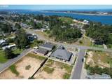 755 Edwards - Photo 15