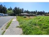 755 Edwards - Photo 2