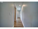 95639 Jerrys Flat Rd - Photo 21