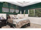 211 Woody Ct - Photo 19