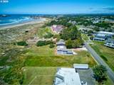 3446 Beach Loop Dr - Photo 8