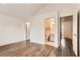 8686 Hyde Park Ln - Photo 12
