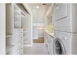 2465 Fairmount Blvd - Photo 38