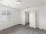 827 1ST Ave - Photo 29