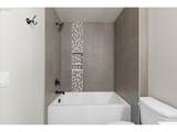 819 13TH St - Photo 14