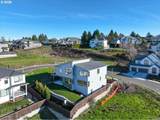 1597 Goodwin St - Photo 46
