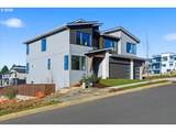 1597 Goodwin St - Photo 47