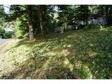 539 Fairway Dr - Photo 3