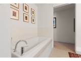 1310 Naito Pkwy - Photo 24