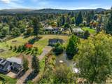 1270 Englewood Dr - Photo 5