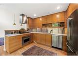 1009 Hoyt St - Photo 18