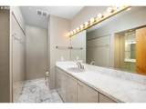 2020 Market Street Dr - Photo 16