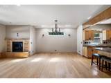 962 T St - Photo 7