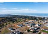 728 Seacrest Dr - Photo 9