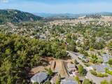 233 Winchester Creek Ave - Photo 6