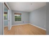 526 Coast St - Photo 10