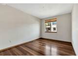 726 11TH Ave - Photo 18