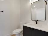 2323 Lombard St - Photo 13