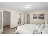 2465 Crestview Dr - Photo 19