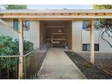2465 Crestview Dr - Photo 21