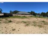 765 Edwards - Photo 5