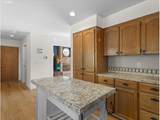 684 Goldie Dr - Photo 17