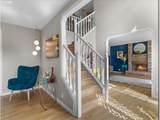 684 Goldie Dr - Photo 8