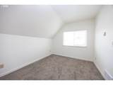 415 7TH St - Photo 13