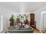 1302 California Ave - Photo 3
