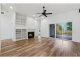 1050 Peacock St - Photo 11