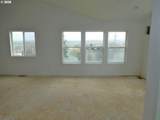 730 23RD St - Photo 13