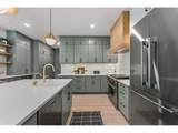 922 11TH Ave - Photo 17