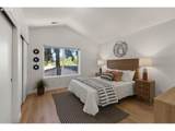 9205 Macrum Ave - Photo 18