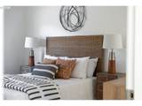 9205 Macrum Ave - Photo 20