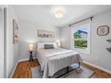 5811 Henderson St - Photo 13