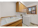 7406 Bayberry Dr - Photo 15