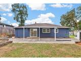 730 Clarendon St - Photo 17