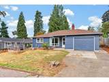 730 Clarendon St - Photo 2