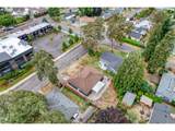 730 Clarendon St - Photo 22