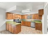 730 Clarendon St - Photo 8