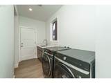 800 37TH St - Photo 18