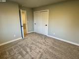 2443 26TH Ave - Photo 20