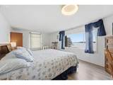 842 Empire Blvd - Photo 14