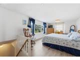842 Empire Blvd - Photo 16